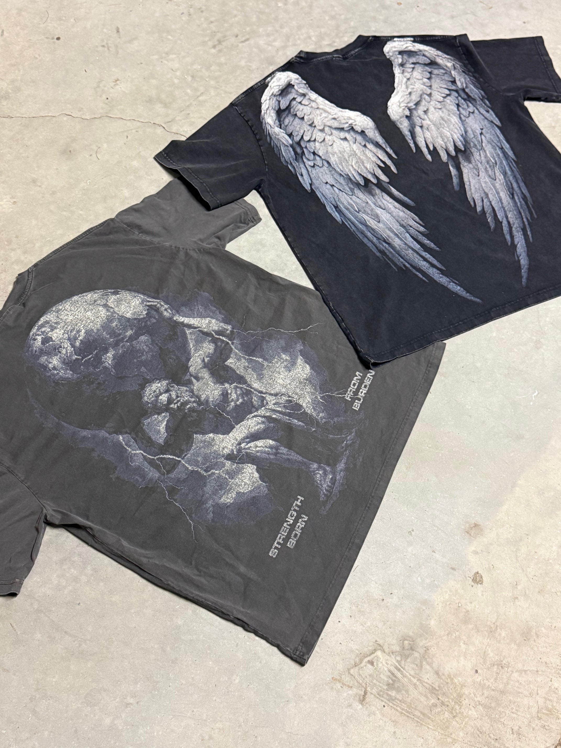 Oversized "Atlas" T-shirt-Gray